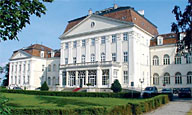 Schloss Wilhelminenberg: 1160 Wien, Savoyenstr. 2